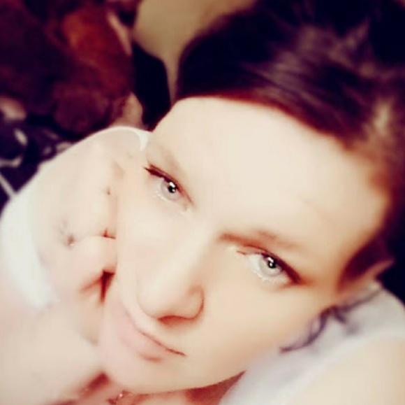 Meet your Posher, Sabrina - Picture 7 of 8